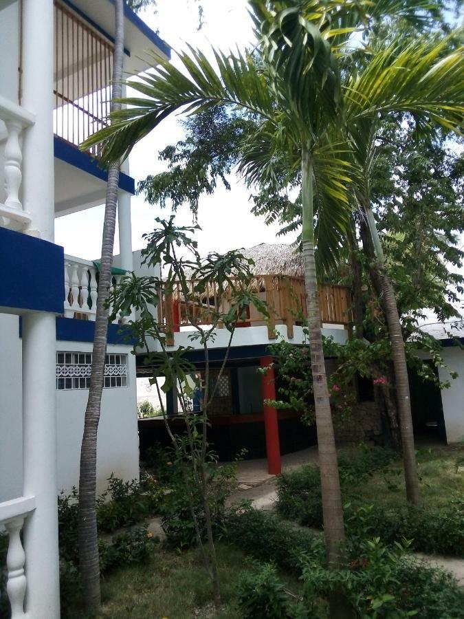 Hotel Checo Sosúa Exterior foto